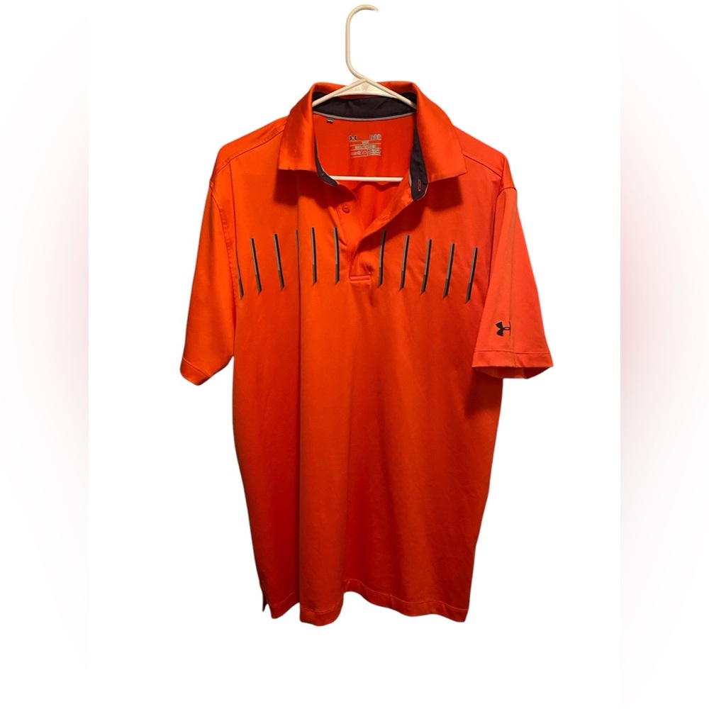 Under Armour Men's Loose HeatGear golf polo.‎ Size large. Good condition